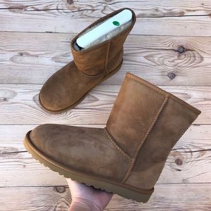 UGG Classic Short Boots Chestnut Sheepskin Lined